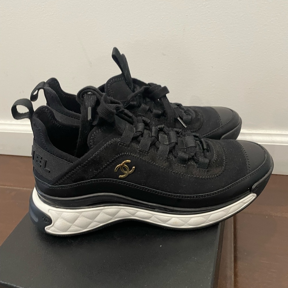 CHANEL Black and White Sneakers Athletic Design authentic brand new